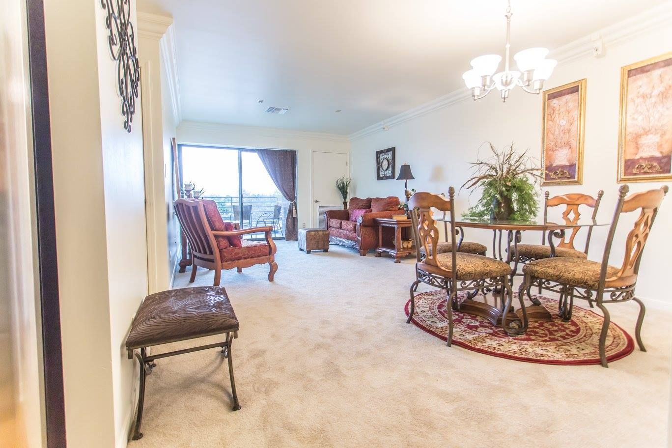Zarrow Pointe 3