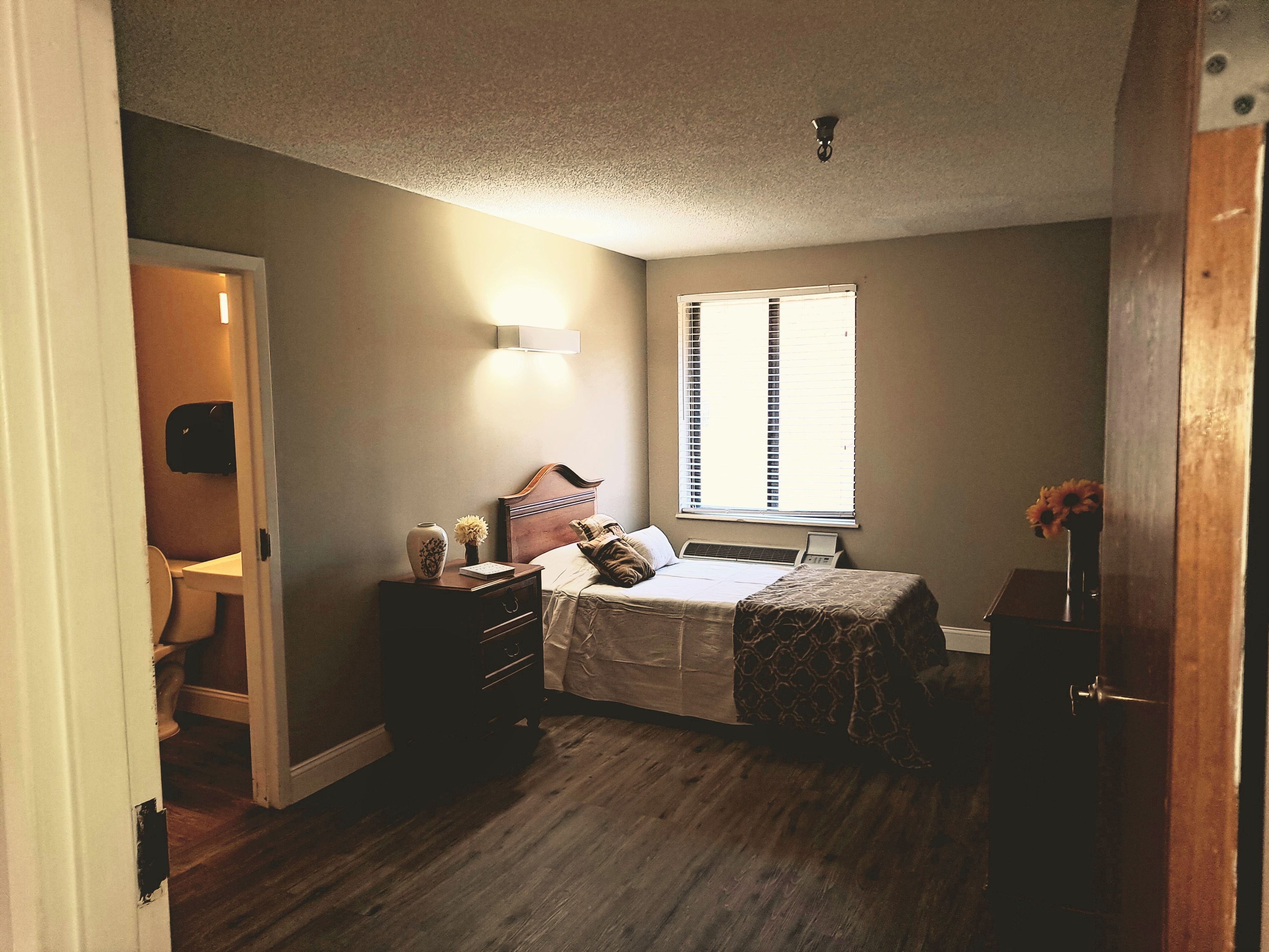 Salem Terrace 1