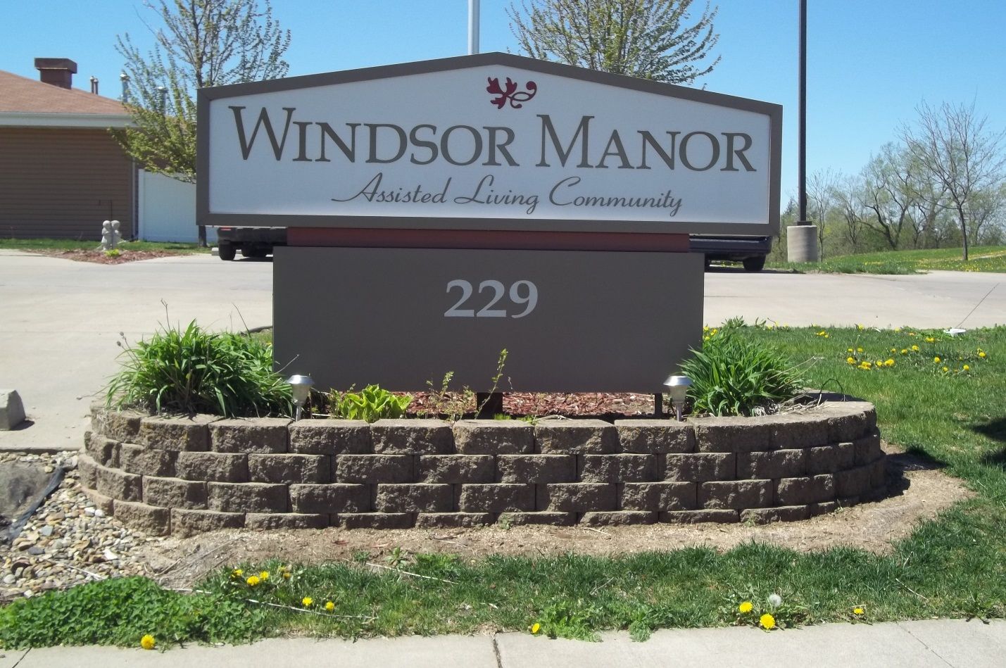 Windsor Manor Grinnell 2