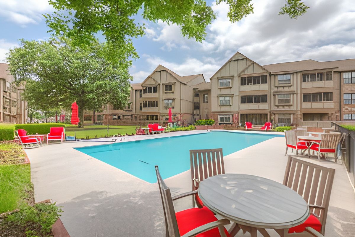 Country Club At Woodland Hills 1