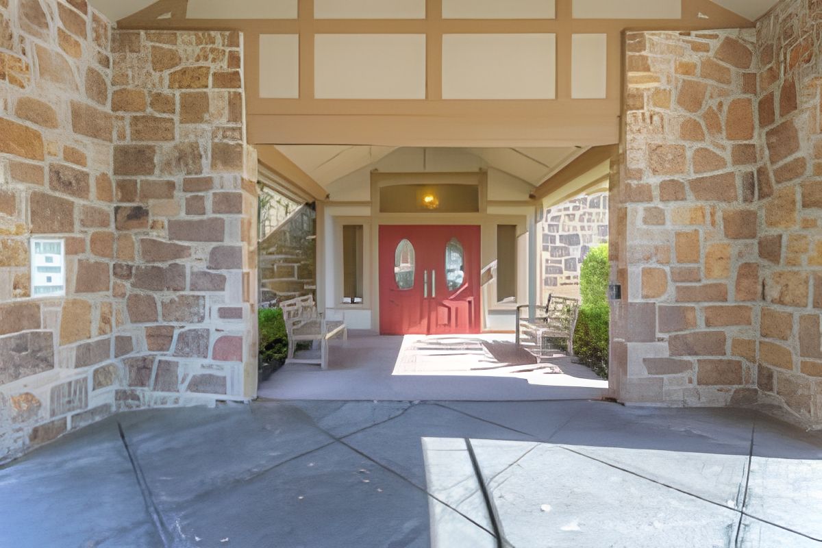 Country Club At Woodland Hills 4