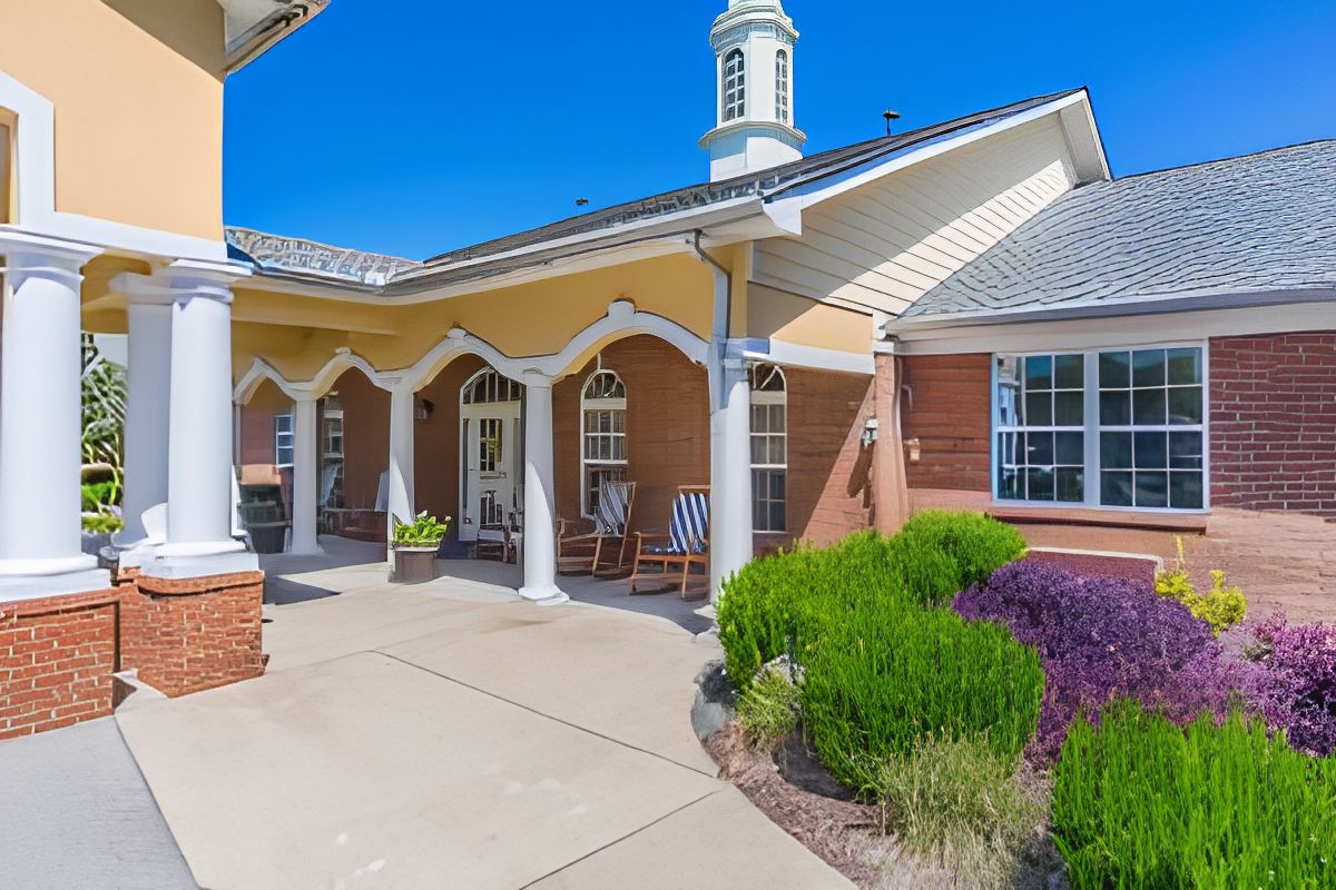 Charter Senior Living Of Hermitage 3