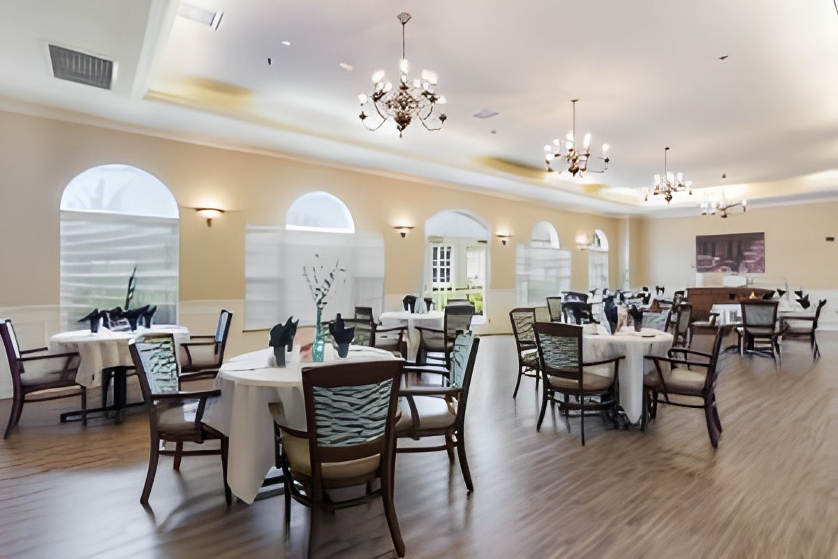 Charter Senior Living Of Hermitage 4