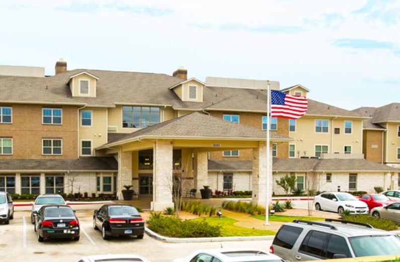 Emerald Oaks Retirement Resort 1