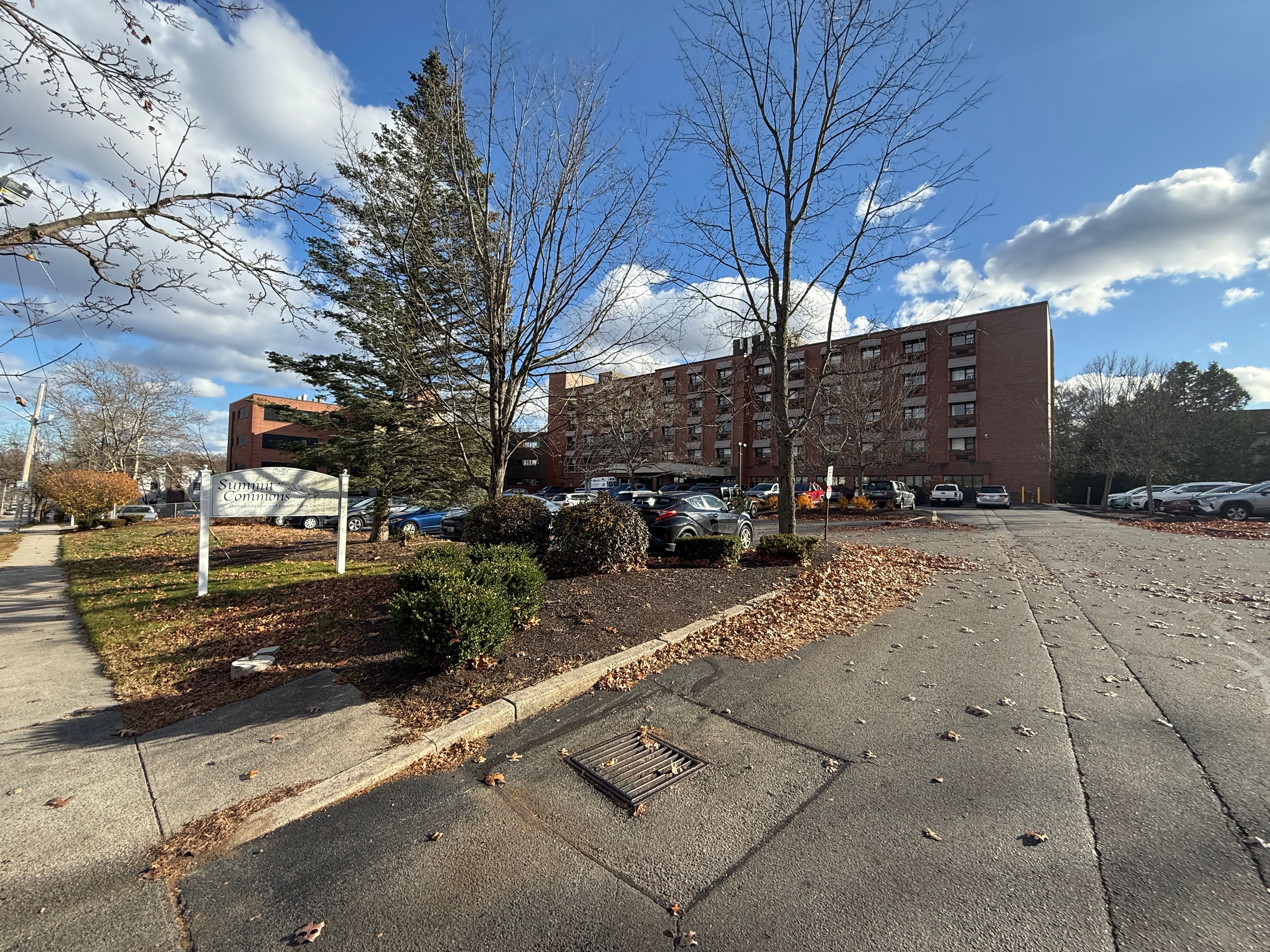 Summit Commons Rehabilitation And Health Care Center 3