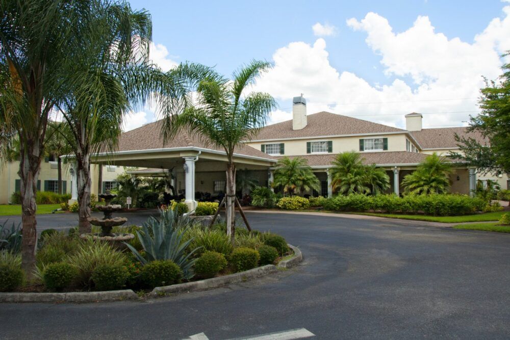 Lexington Manor 4