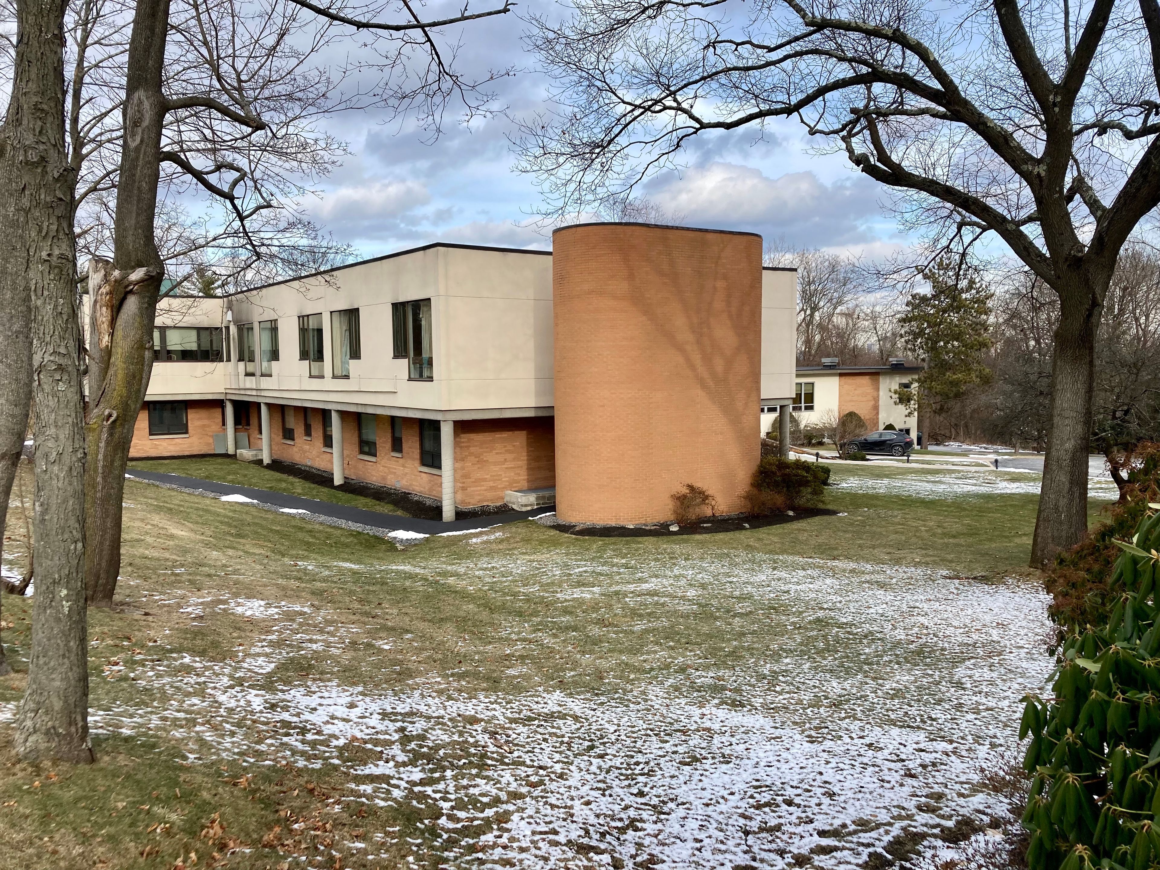 Armenian Nursing & Rehabilitation Center 3