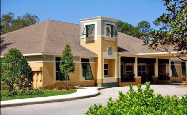 Reflections Memory Care of Port Orange 2