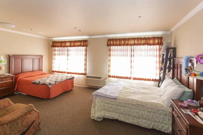 Marshall Pines Memory Care & Transitional Assisted Living 3