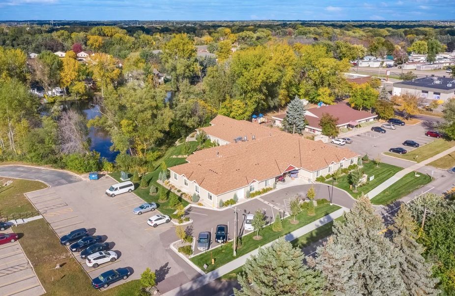 Suite Living Senior Care - Roseville 4