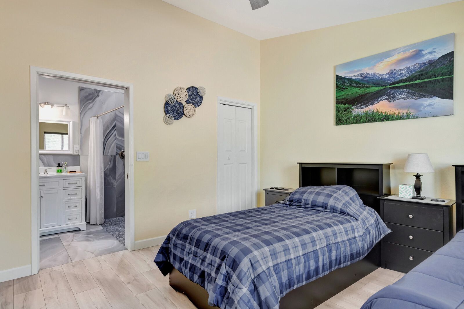 Paradise West Assisted Senior Living 2