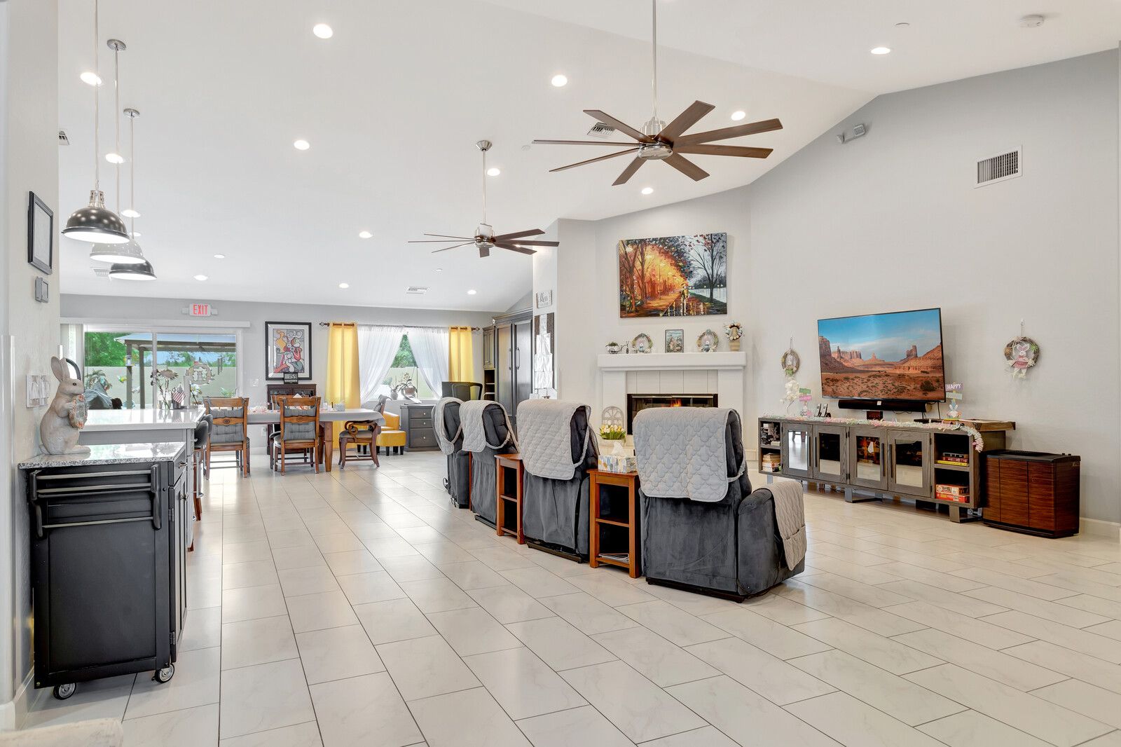 Paradise West Assisted Senior Living 2