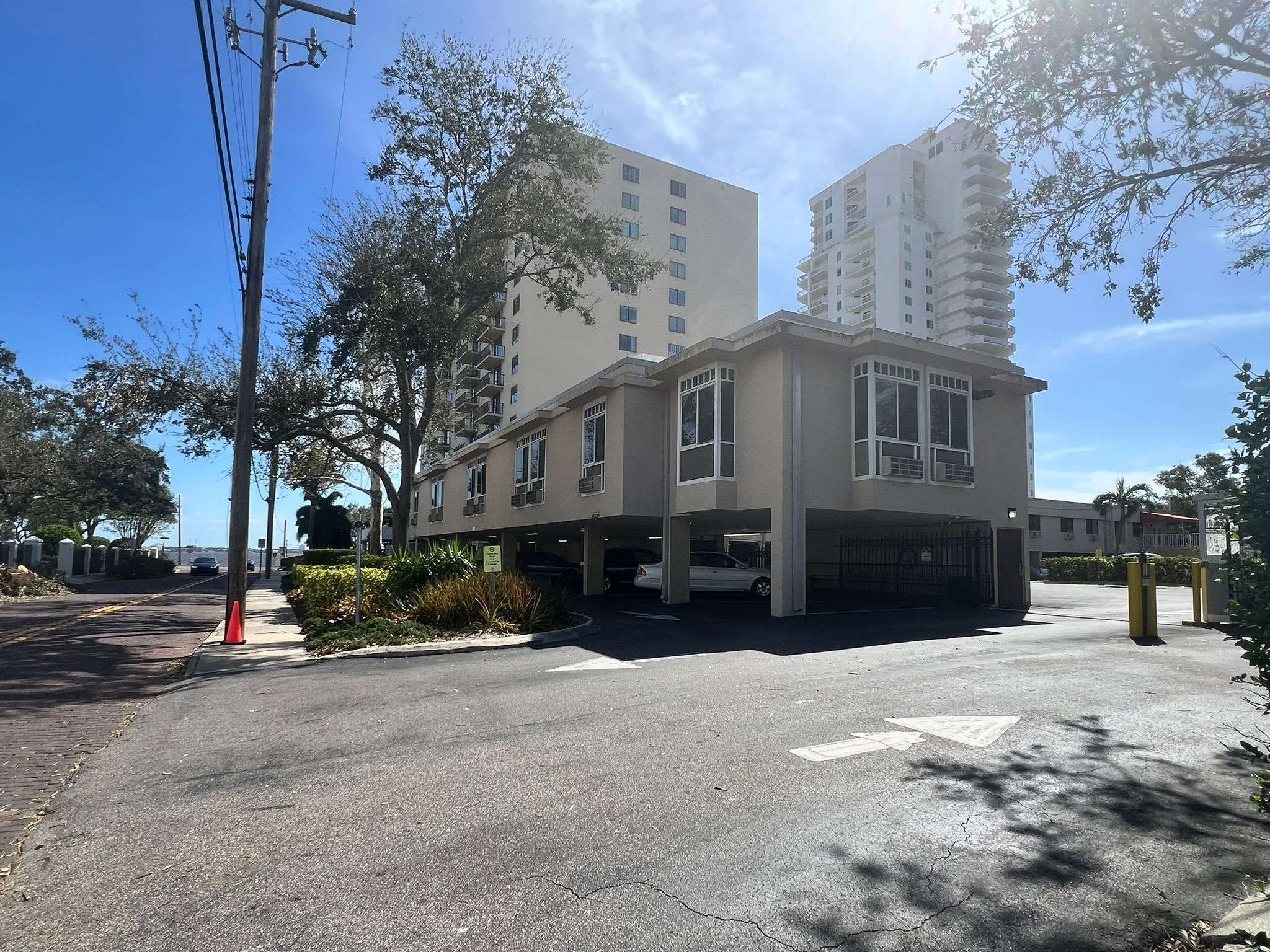 Canterbury Tower Tampa 4