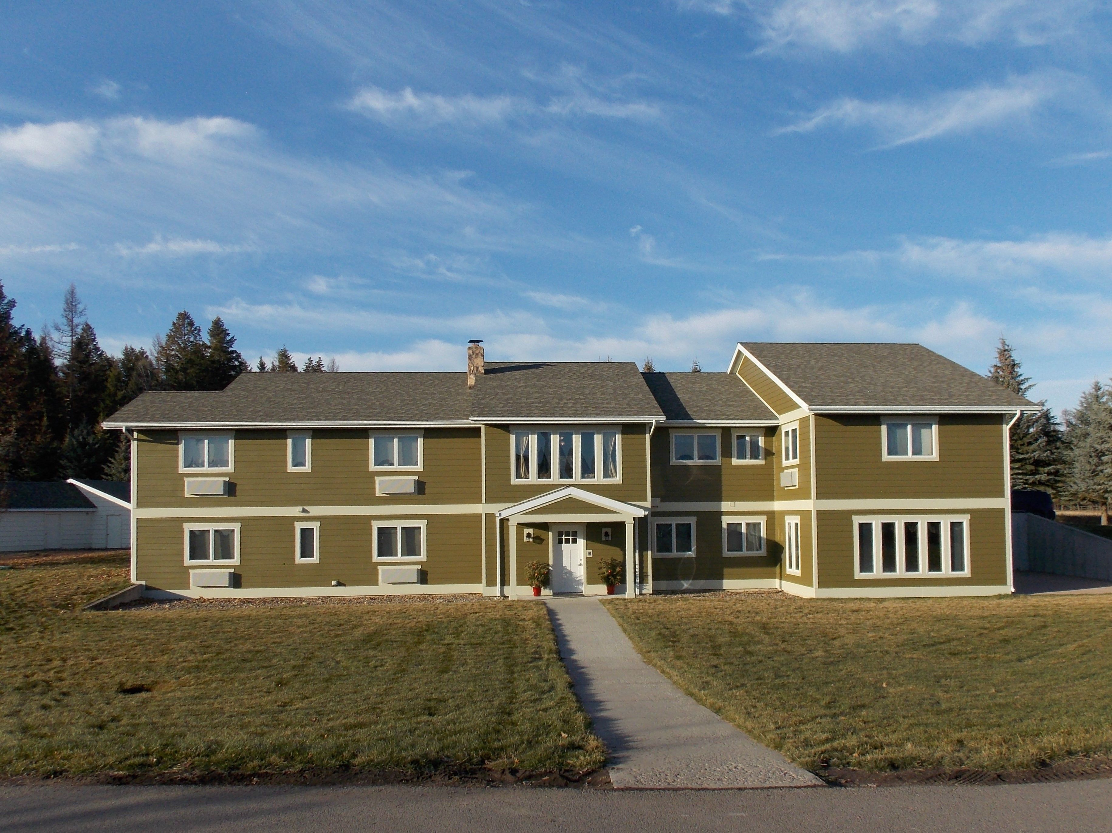 Hidden Meadow Memory Care and Assisted Living 4