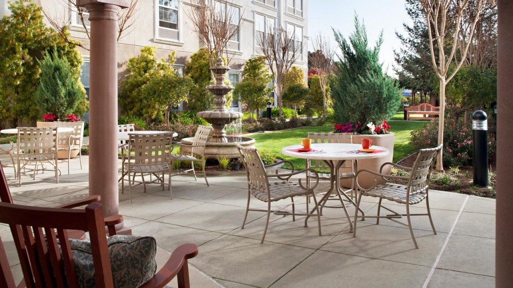 Belmont Village Senior Living Sunnyvale 4