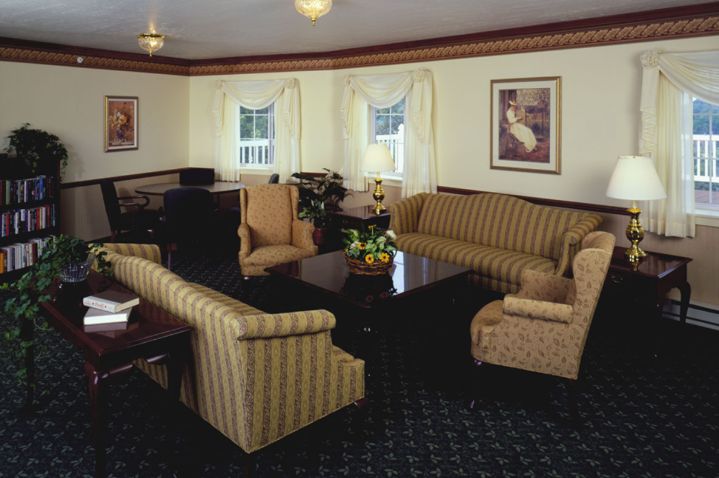Bishop's Commons At St. Luke 2
