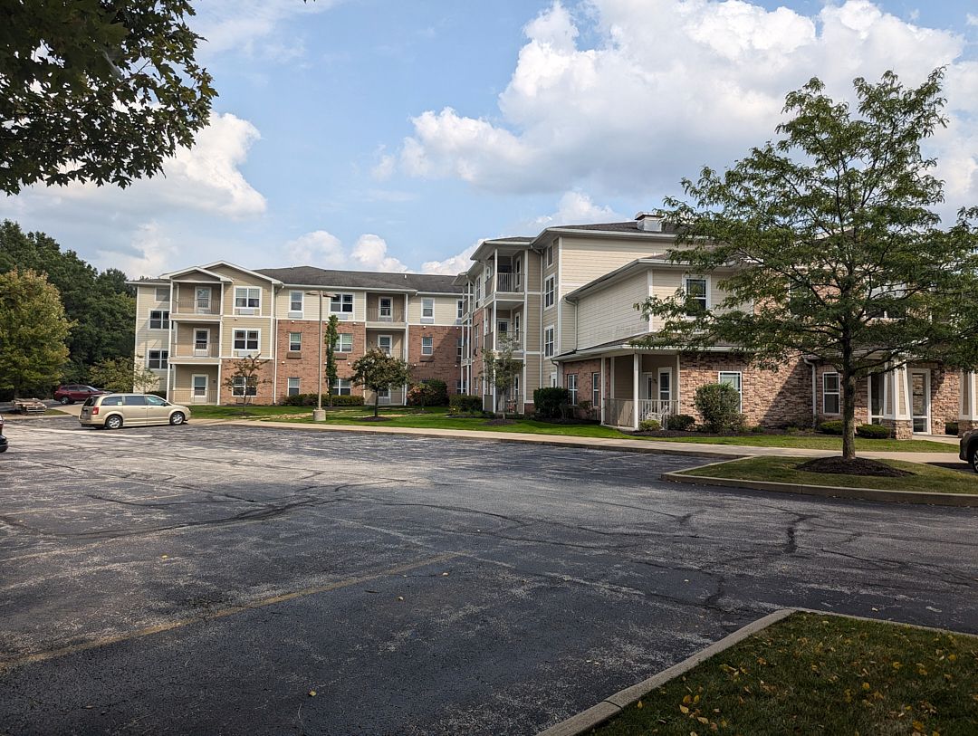 The Winfield at Richmond Heights 4