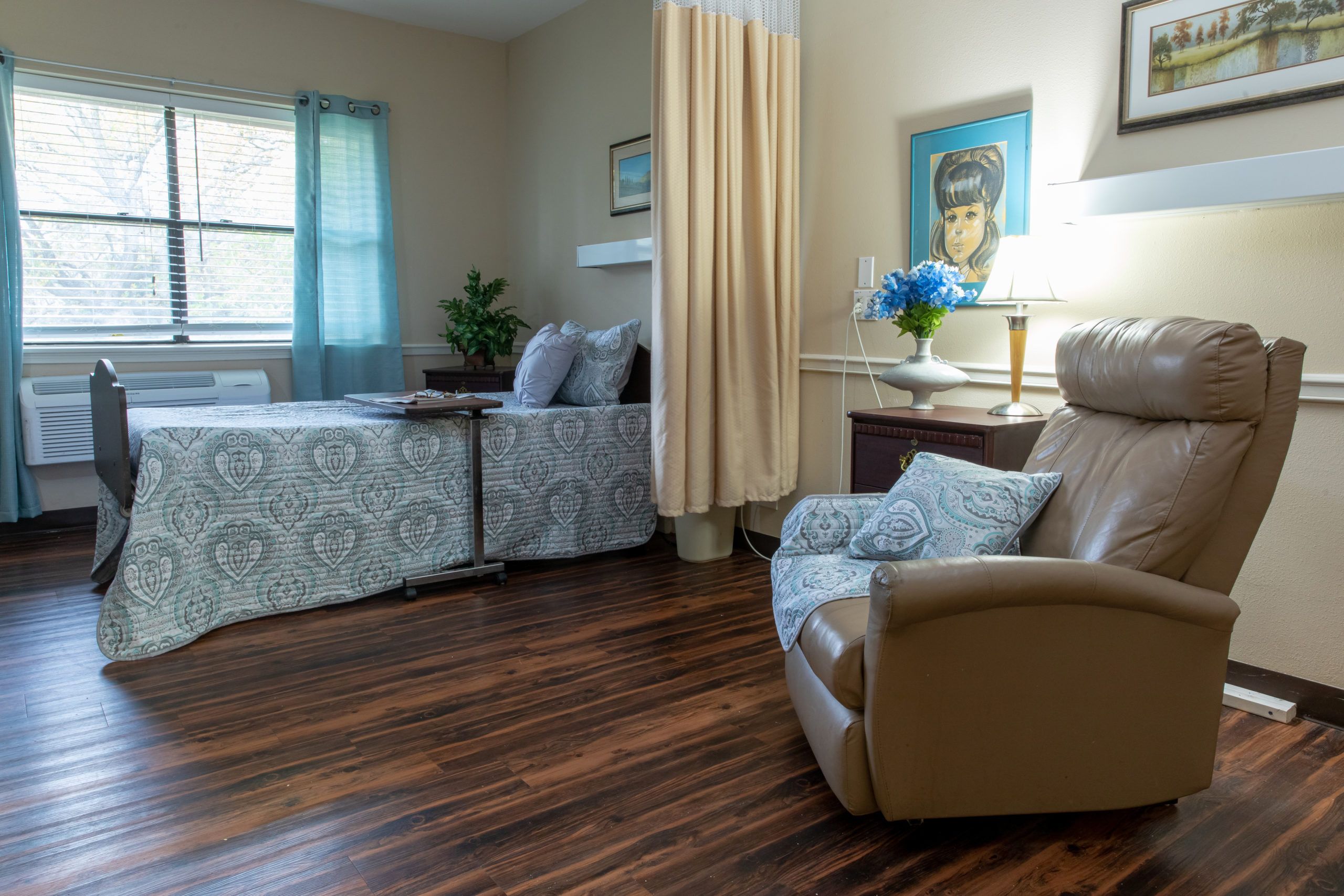 Ridgecrest Retirement And Healthcare Community 1