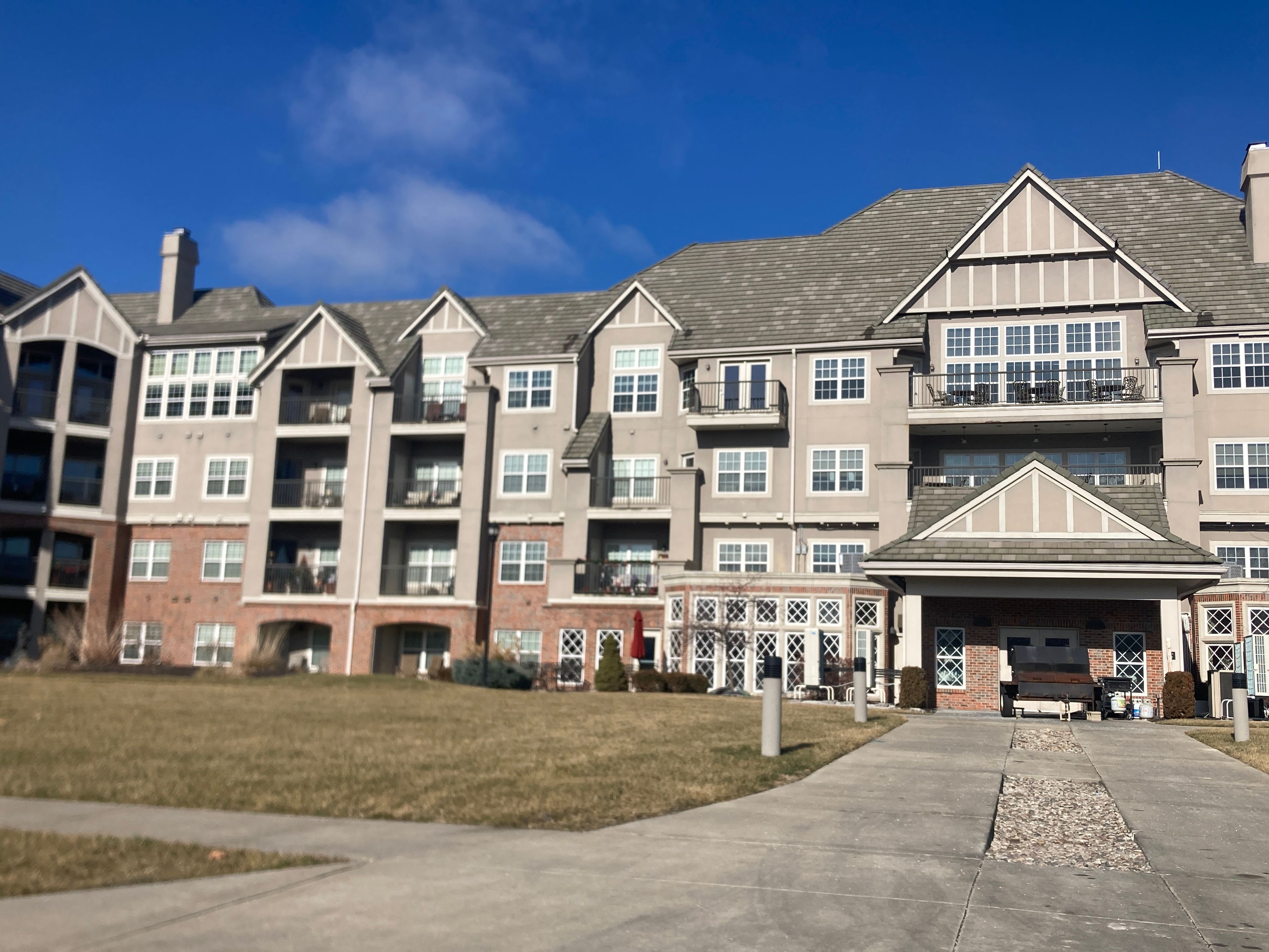 Mccrite Plaza At Briarcliff Assisted Living 4