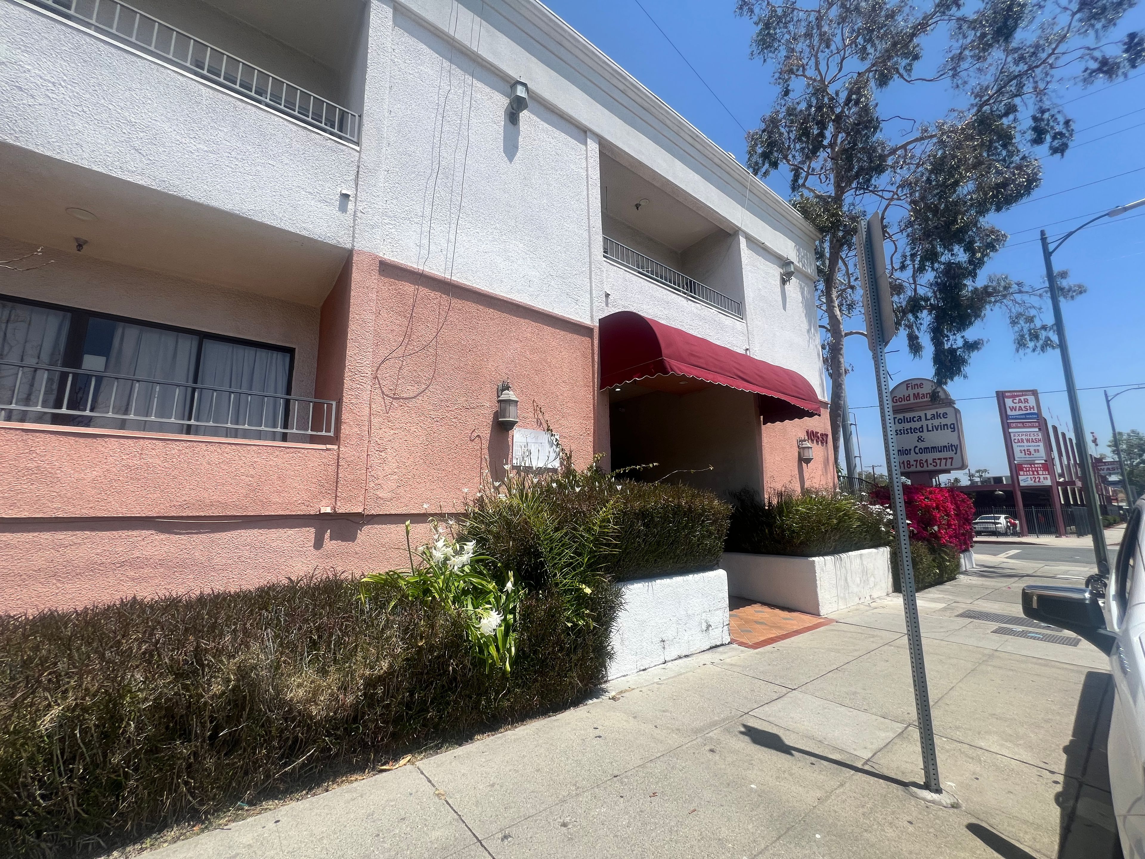 Sherman Village Health Care Center 4