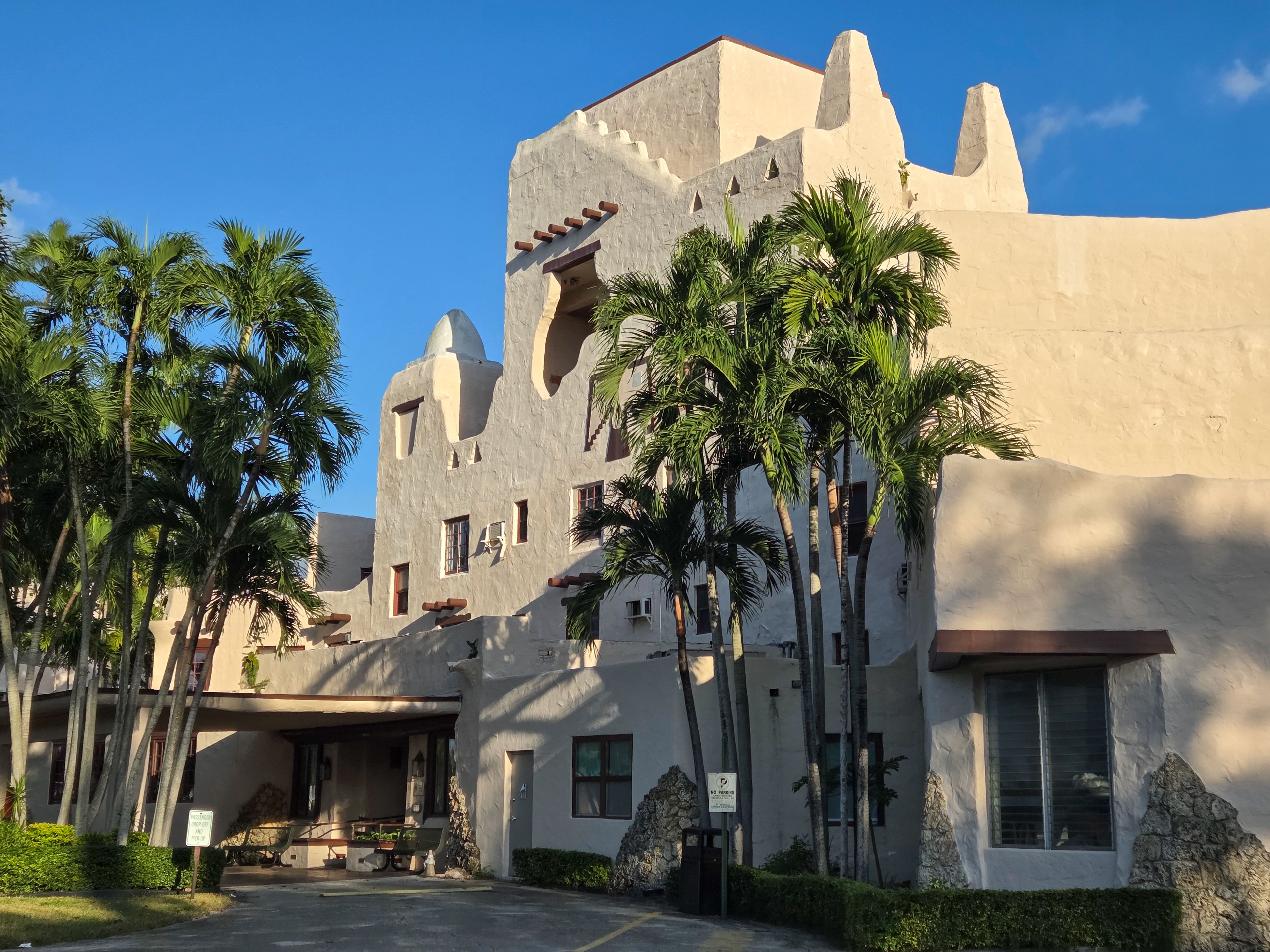 Miami Springs Nursing and Rehabilitation Center 2