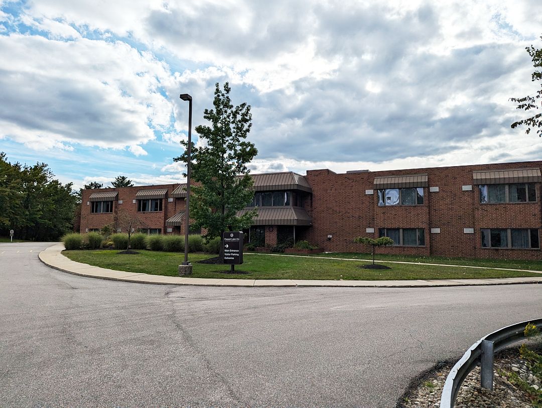 Pleasant Lake Villa 4