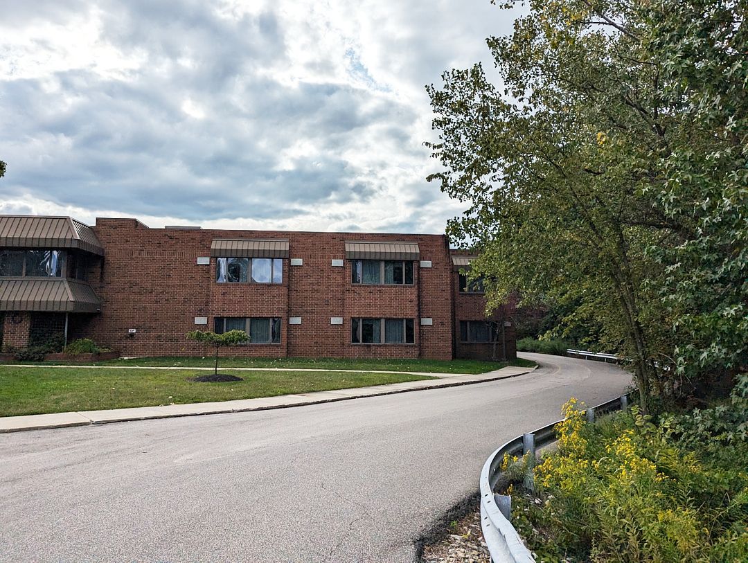 Pleasant Lake Villa 4