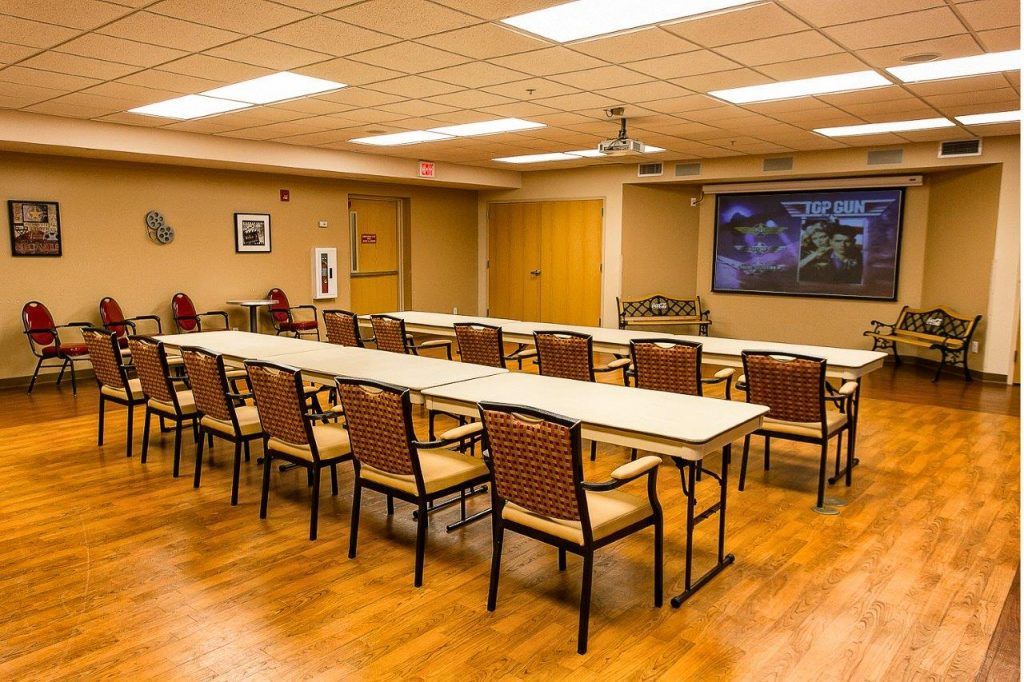 Regency - A Villa Center 4