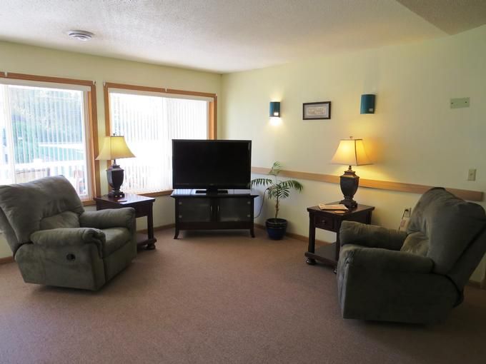 Country Terrace Rhinelander 3