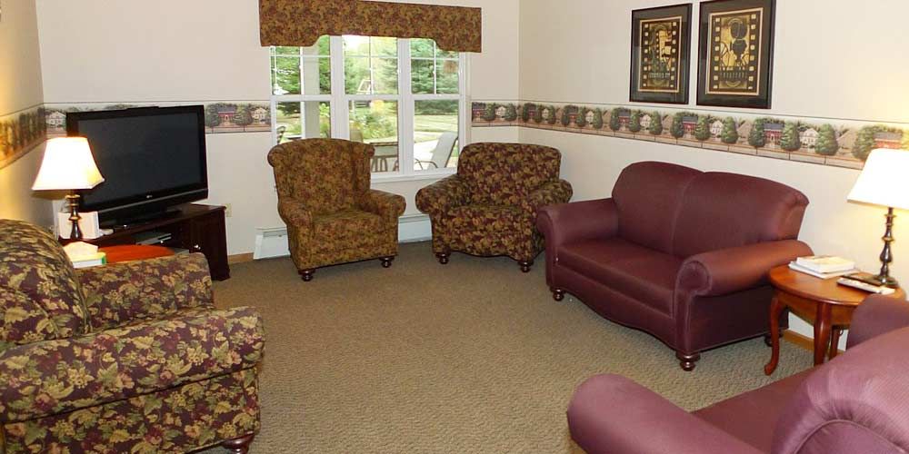 Our House Senior Living - River Falls Memory Care 4