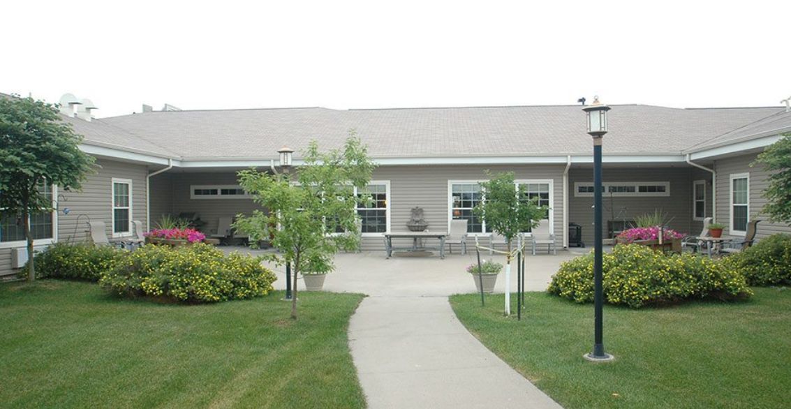 Windsor Manor Vinton 1