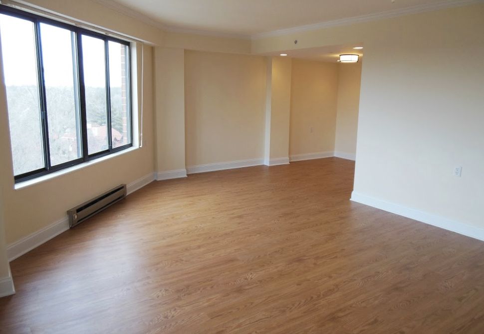 Roland Park Place 3