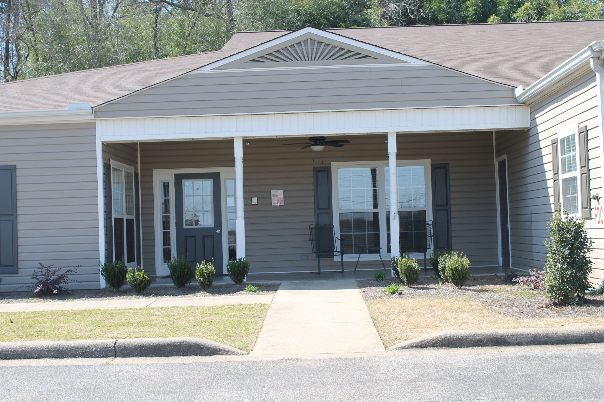 Gardens Of Pelham 2