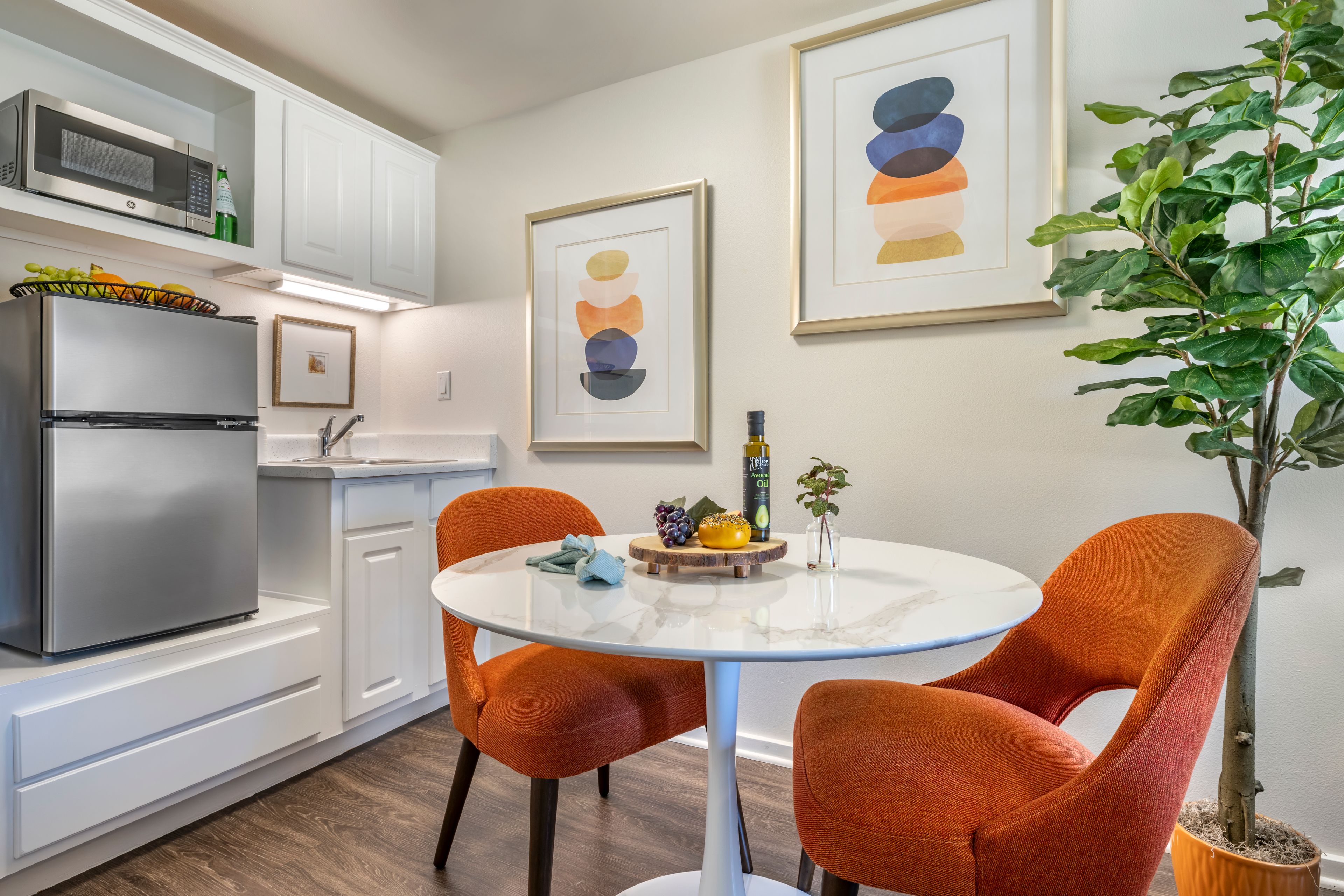 Brookdale Mirage Inn 4