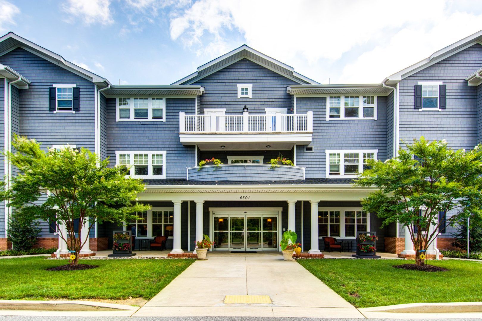 Symphony Manor 1