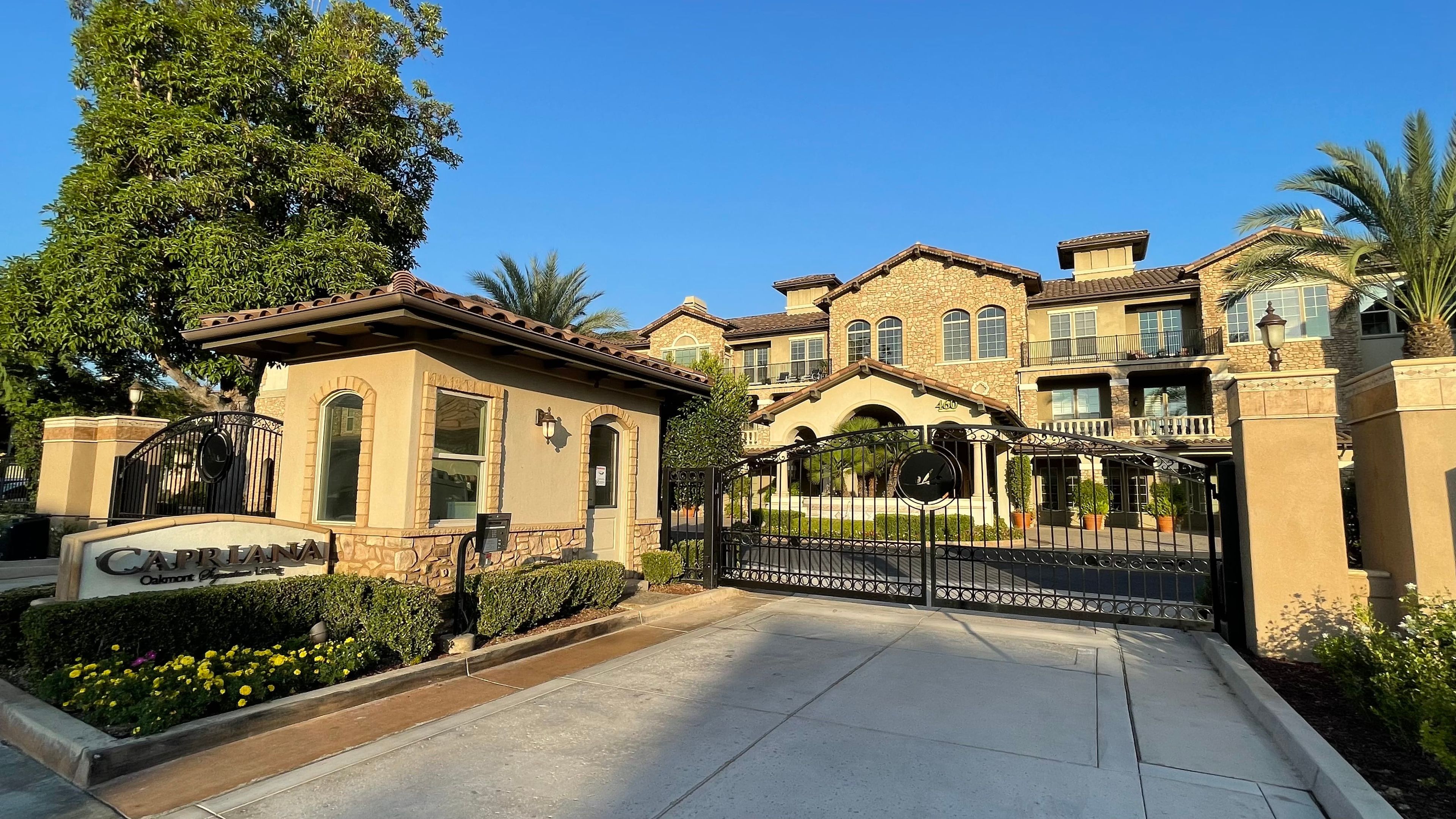 Capriana Oakmont Signature Senior Living 3
