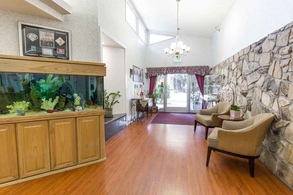 Windsor Gardens Care Center Of Hayward 3