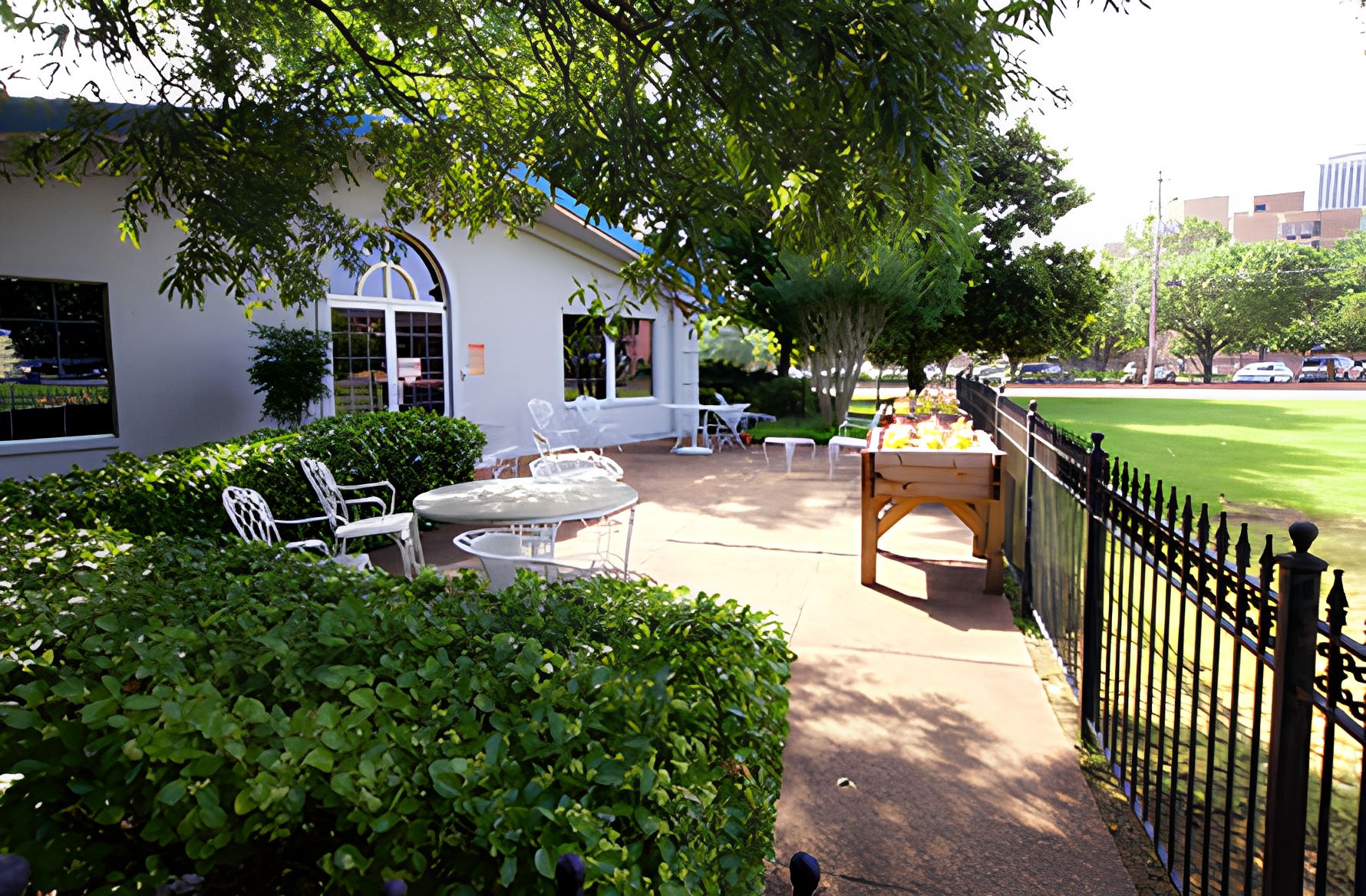 AHC Savannah 1