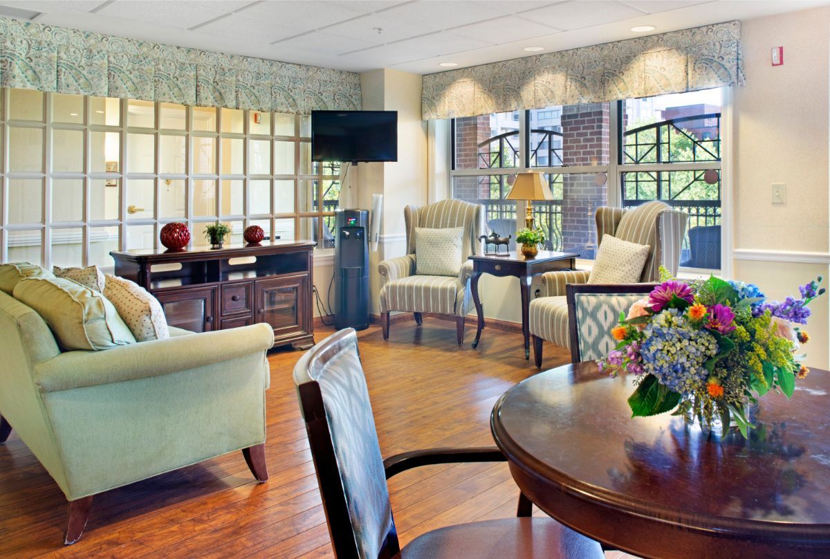 Brighton Gardens Of Friendship Heights 4