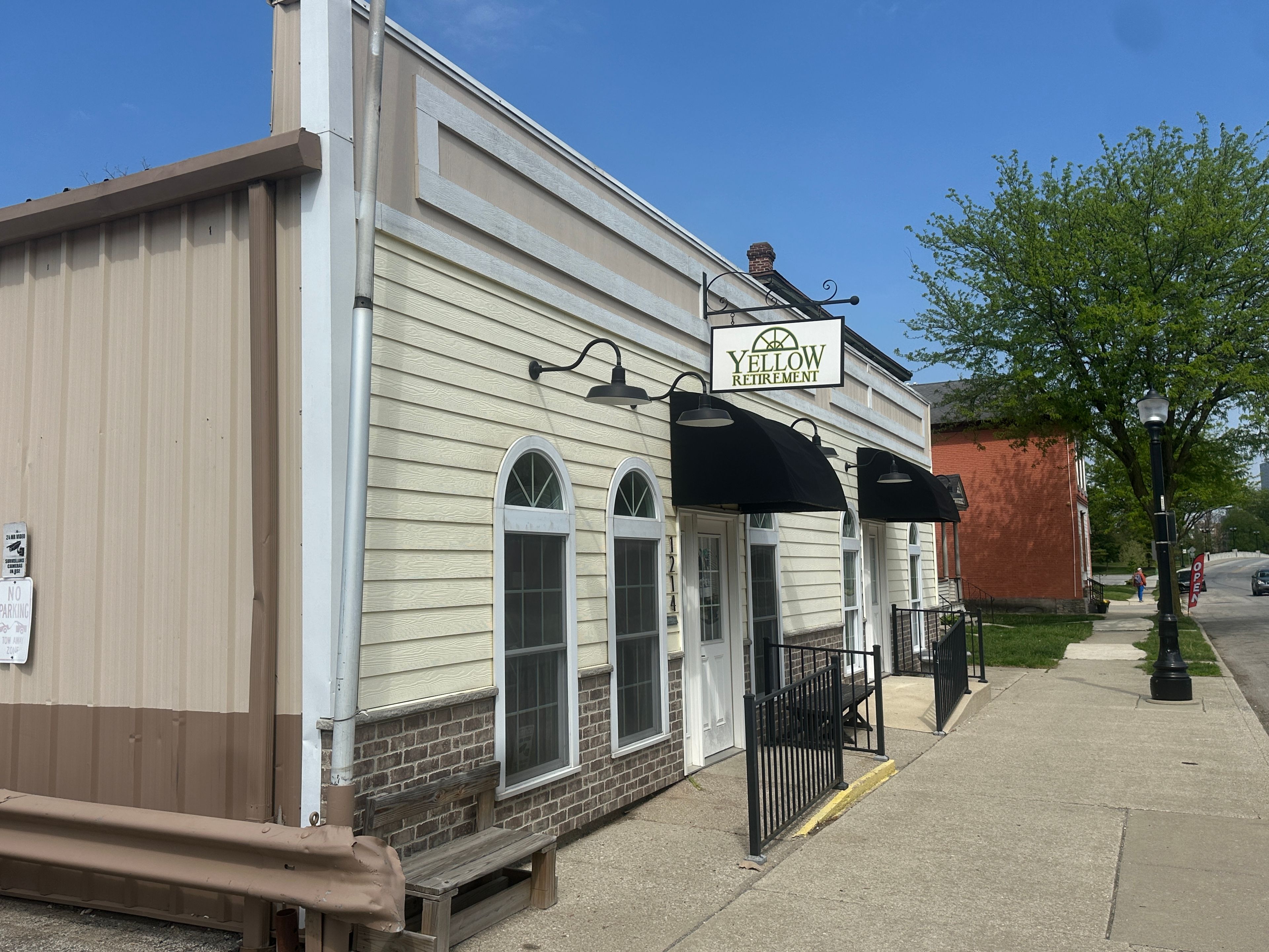 Yellow Retirement Communities 1