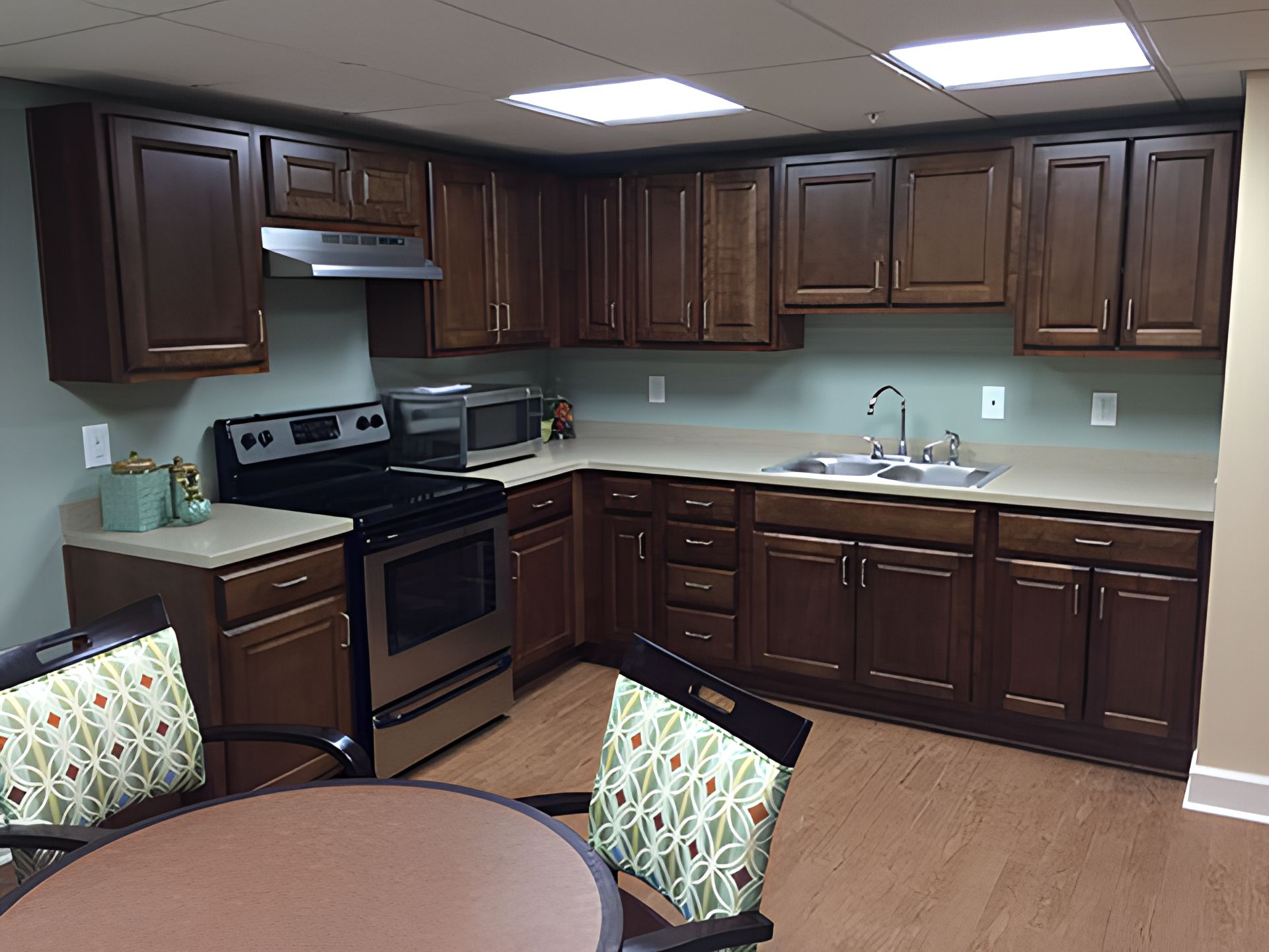 Crestwood Village South 3