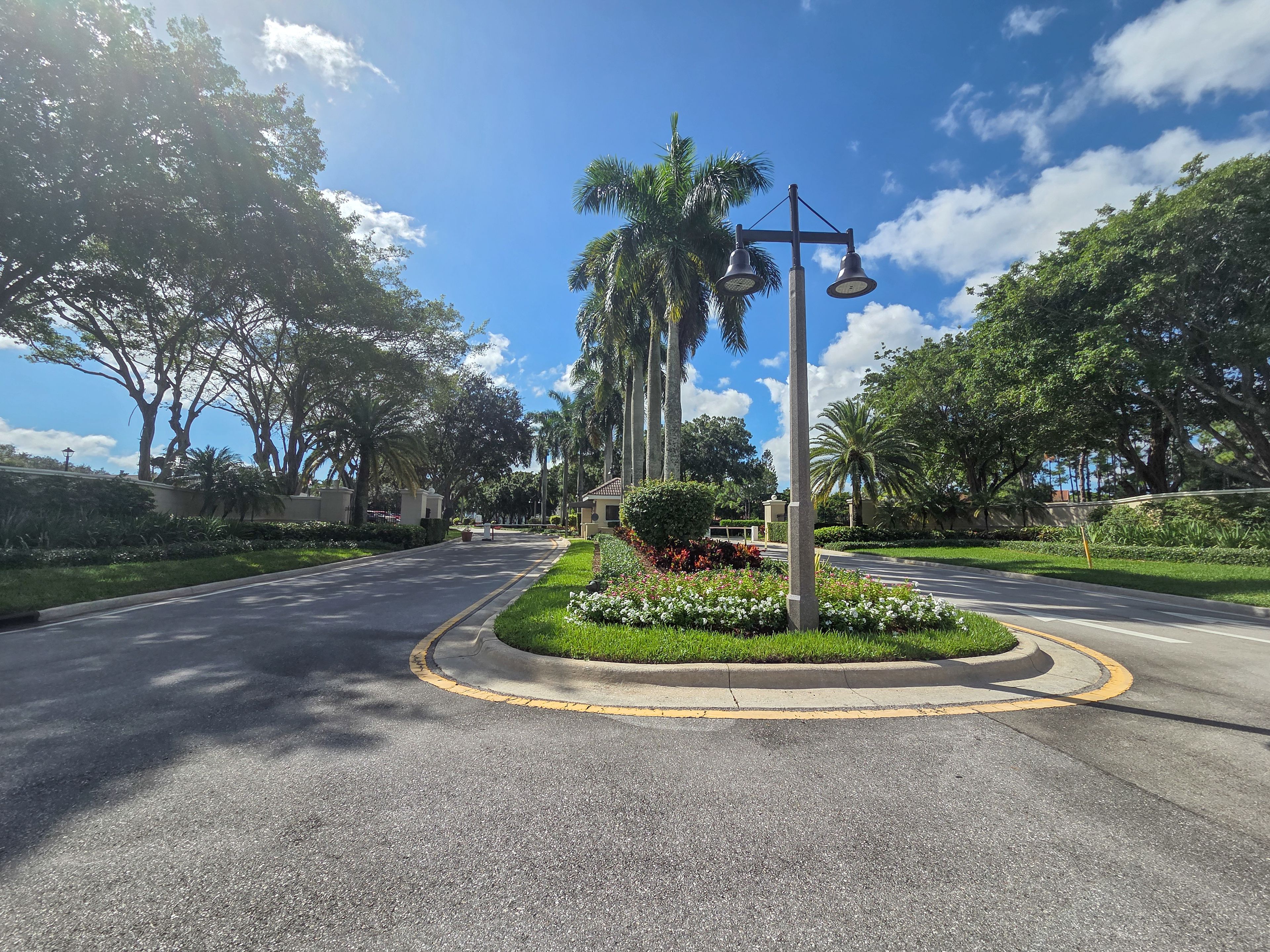 Vi at Lakeside Village 3