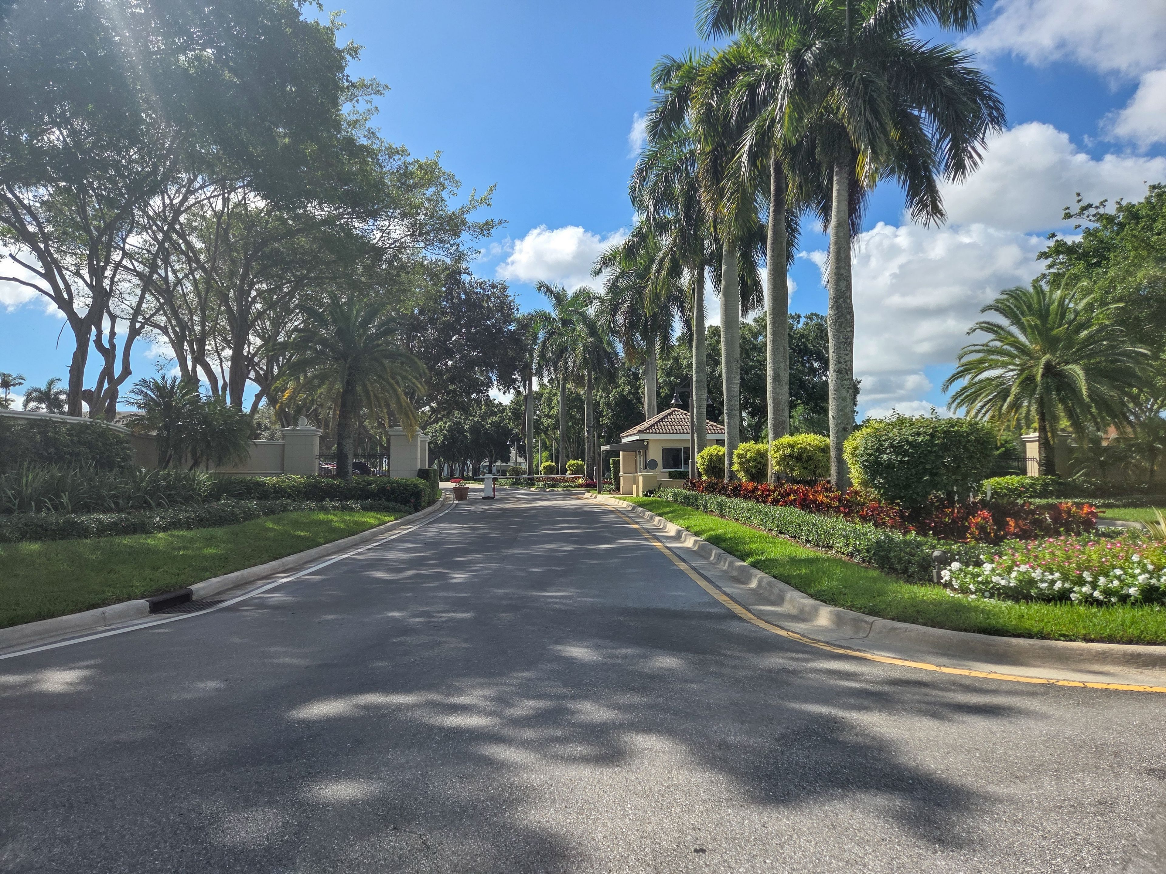 Vi at Lakeside Village 4