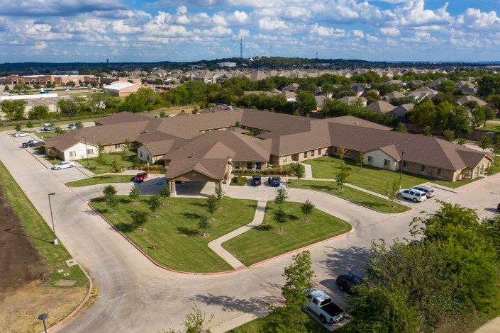 Legend Oaks Healthcare and Rehabilitation of Fort Worth 1