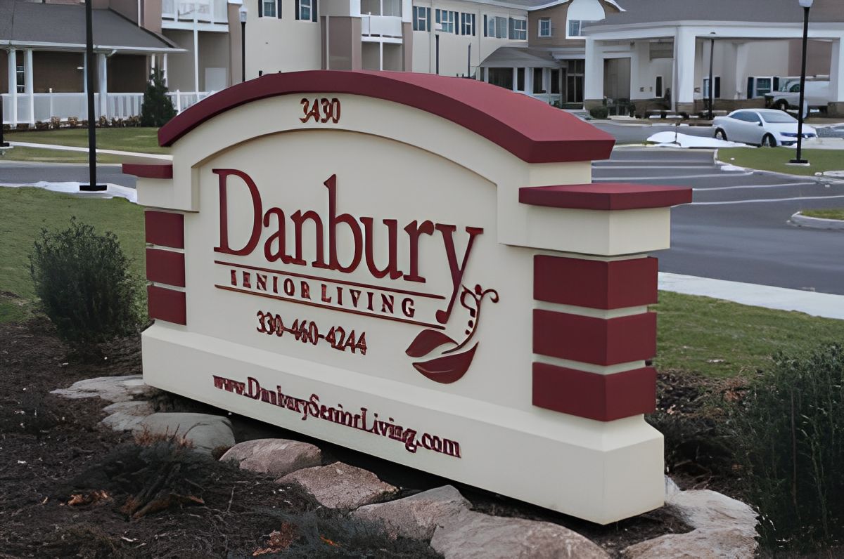 Danbury Brunswick 3