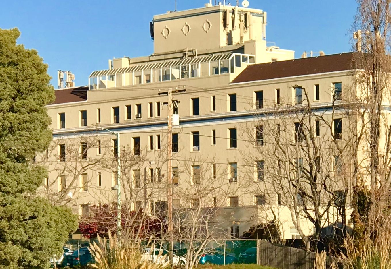 Alameda Hospital 4