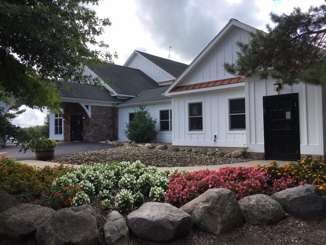 Inn at Pines 2