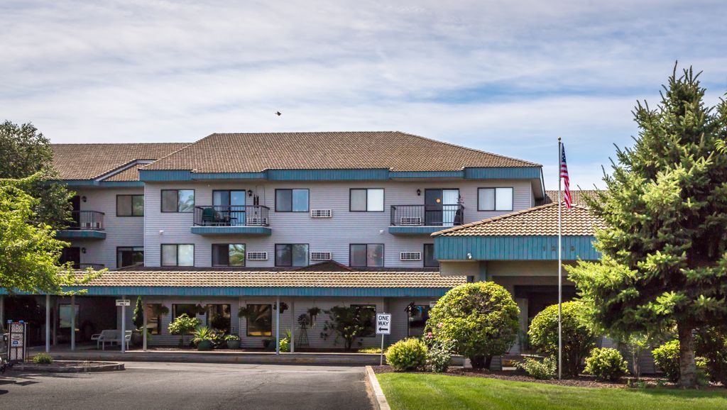 Evergreen Estates Retirement & Assisted Living Community 1