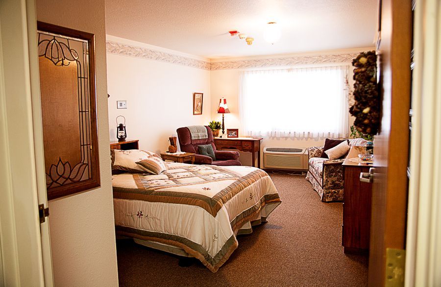 Evergreen Estates Retirement & Assisted Living Community 2