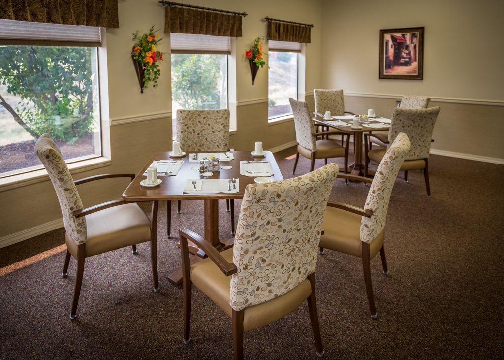 Evergreen Estates Retirement & Assisted Living Community 3